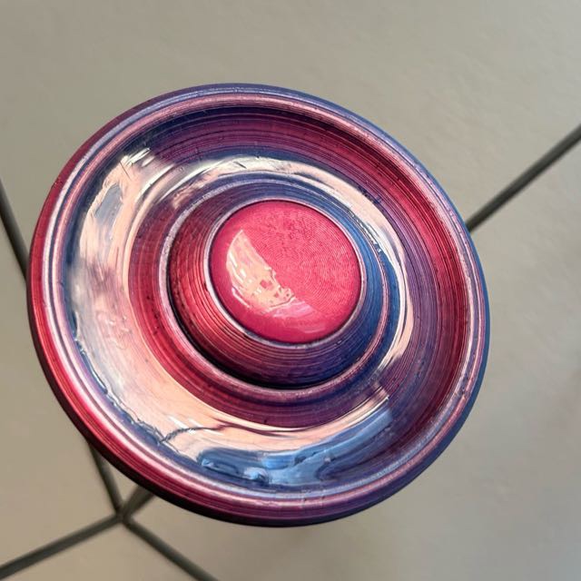 Detail of the NFC centerpiece